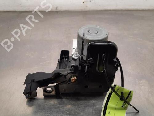 Used ABS pump PEUGEOT 308 III (FB_, FH_, FP_, F3_, FM_) PureTech 130 (FPHNSL, FPHNST) (131 hp) 23629473
