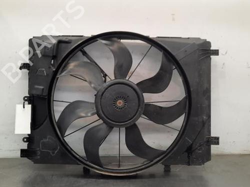 Radiator fan MERCEDES-BENZ GLA-CLASS (X156) GLA 220 CDI (156.903) | BP23613182M35 