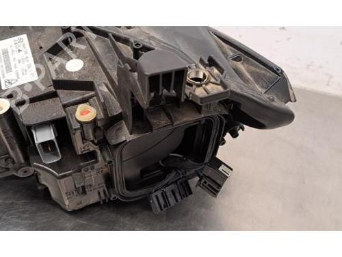 Right headlight PEUGEOT 308 III (FB_, FH_, FP_, F3_, FM_) Hybrid 225 (F3DGYT, F3DGNH) | BP29493705C29 
