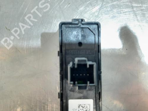 Switch BMW X1 (F48) sDrive 16 d | BP17112210I30 