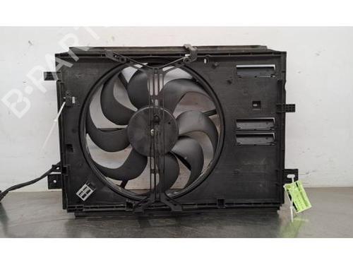 Used Radiator fan PEUGEOT 308 III (FB_, FH_, FP_, F3_, FM_) BlueHDi 130 (FBYHZL, FBYHZT) (131 hp) 26510200