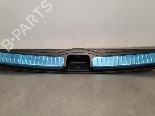 Trinnbrett Trinnbrett MERCEDES-BENZ GLE (V167) GLE 350 de 4-matic (167.117) (306 hp) 34198088 34198088