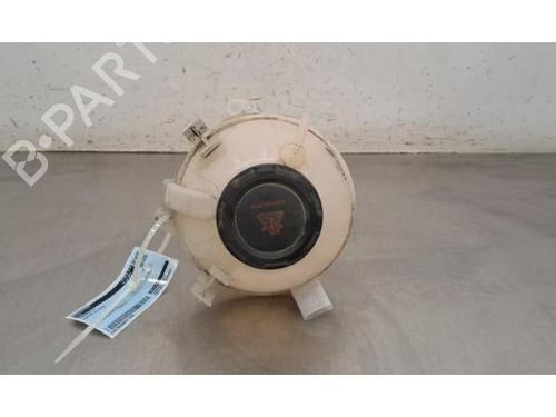 expansion-tank-audi-q3-8ub-8ug-2011-2012-2013-2014-2015-2016-2017-2018-2019-2020-34433382 main image