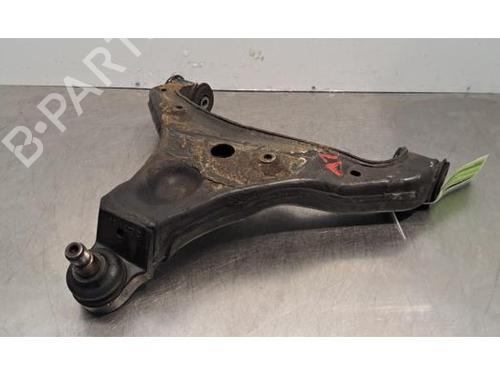Used Left front suspension arm MERCEDES-BENZ SPRINTER 3,5-t Van (B907, B910) 315 CDI RWD (907.631, 907.633, 907.635, 907.637) (150 hp) 30660135