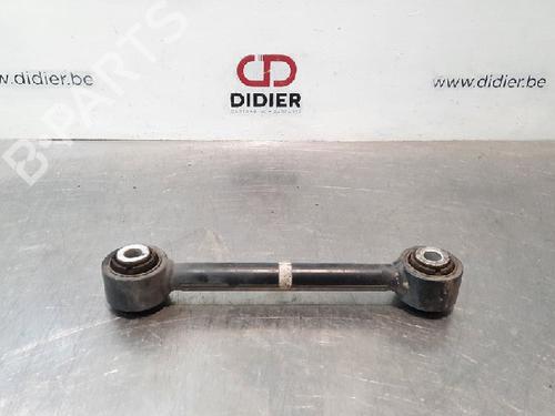 Used Right rear suspension arm KIA SORENTO III (UM) 2.2 CRDi 4WD (200 hp) 10892904