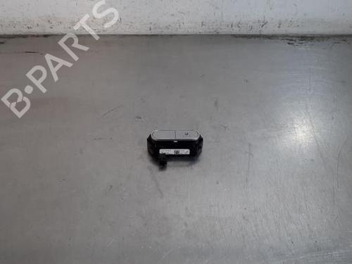 Used Switch Switch MERCEDES-BENZ GLE (V167) GLE 350 de 4-matic (167.106) (333 hp) 39754453 39754453