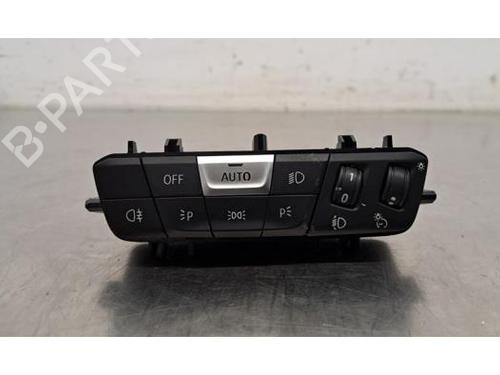 Used Headlight switch BMW 1 (F40) 118 i (140 hp) 29701191