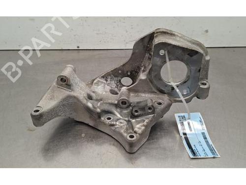 Used Engine mount Engine mount VOLVO V40 Hatchback (525) D2 (120 hp) 36309850 36309850