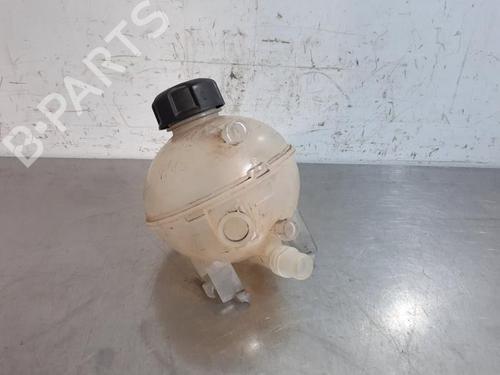 Used Expansion tank PEUGEOT 308 II (LB_, LP_, LW_, LH_, L3_) 1.6 HDi / BlueHDi 115 (115 hp) 23602285