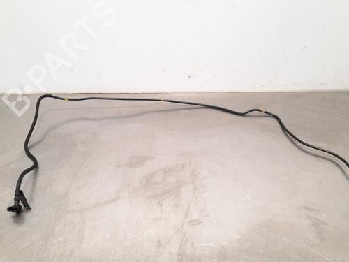 Used Pipe PEUGEOT 308 SW III (FC_, FJ_, FR_, F4_, FN_) BlueHDi 130 (FCYHZL, FCYHZT) (131 hp) 15725897