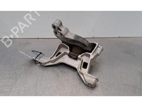 Used Engine mount Engine mount MAZDA CX-30 (DM) SKYACTIV-G M Hybrid (122 hp) 35315159 35315159