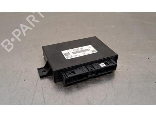 Used Electronic module PORSCHE TAYCAN (Y1A) Performance Battery Plus (Y1AAA1) (476 hp) 29642981