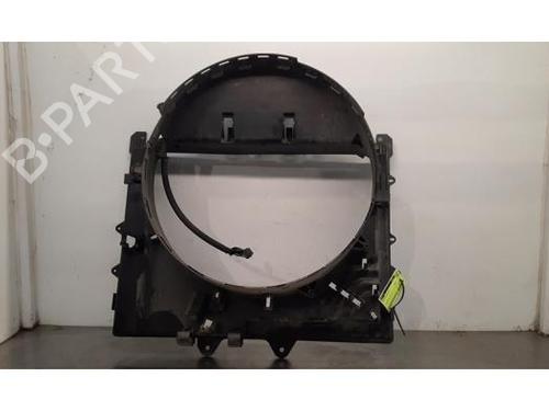 Used Support LAND ROVER DISCOVERY IV (L319) 3.0 SDV6 4x4 (256 hp) 23633108