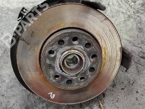 Used Right front steering knuckle Right front steering knuckle SKODA OCTAVIA III Combi (5E5, 5E6) 1.6 TDI (105 hp) 10871018 10871018