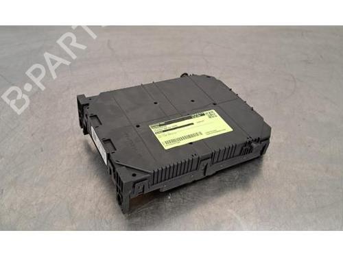 Fuse box PEUGEOT 308 II (LB_, LP_, LW_, LH_, L3_) 1.2 THP 130 | BP23642482E1 