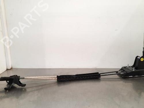 Used Gear lever VW POLO VI (AW1, BZ1, AE1) 1.0 MPi (80 hp) 23602737