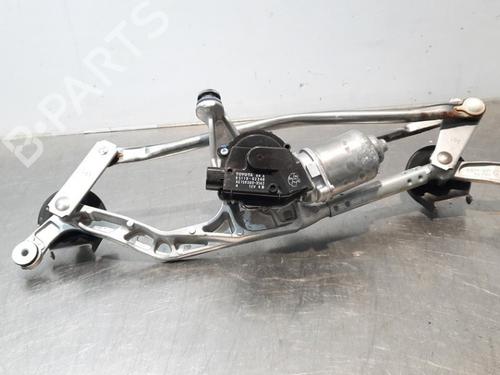 Used Front wipers mechanism TOYOTA AURIS (_E18_) 1.3 (NRE180_, NRE180R) (99 hp) 17111709