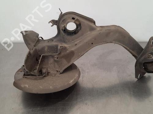 Used Right rear steering knuckle BMW 2 Gran Tourer (F46) 216 d (116 hp) 23583287