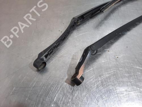 Front windshield wiper arm TOYOTA RAV 4 III (_A3_) 2.2 D 4WD (ALA30_, ALA30R) | BP20078667C143 