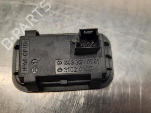 Switch MERCEDES-BENZ CLA Shooting Brake (X117) CLA 220 CDI / d (117.903) | BP23640132I30 