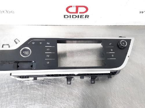 Console central CITROËN C4 Grand Picasso II (DA_, DE_) 1.6 HDi / BlueHDi 115 (115 hp) 10874111