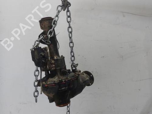 Used Front differential TOYOTA HILUX VIII Pickup (_N1_) 2.8 TD 4WD (GUN126) (204 hp) 23641102