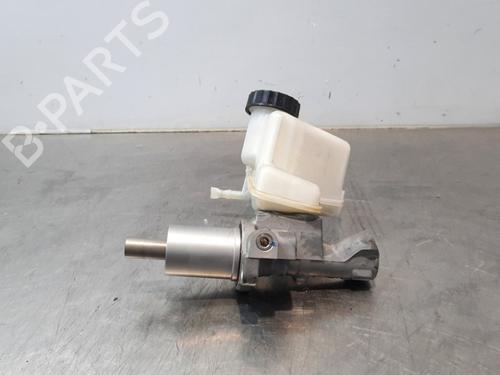 Used Brake master cylinder MERCEDES-BENZ GLK-CLASS (X204) 220 CDI 4-matic (204.984) (163 hp) 17111818
