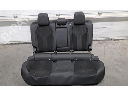 Siège arrière (2ème rangée) PEUGEOT 308 III (FB_, FH_, FP_, F3_, FM_) e-308 (FMZKWZ) (156 hp) 30605247