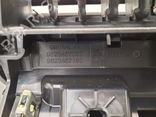 Climate control PEUGEOT 208 II (UB_, UP_, UW_, UJ_) 1.2 PureTech 75 | BP23586846I5 