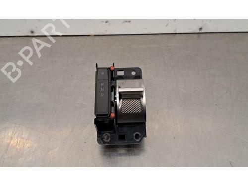 Used Gear lever PEUGEOT 308 III (FB_, FH_, FP_, F3_, FM_) e-308 (FMZKWZ) (156 hp) 30521436