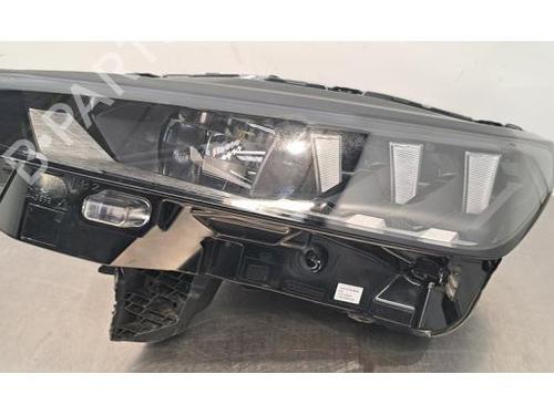 Faro izquierdo PEUGEOT 3008 III (KA_, KB_, KC_) e-210 (KCZKZX) (213 hp) 30605080