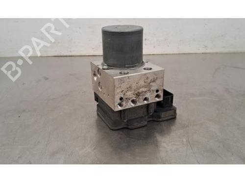 Used ABS pump LAND ROVER RANGE ROVER VELAR (L560) 3.0 D300 SDV6 4x4 (300 hp) 28092288