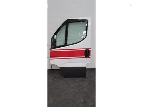 Used Left front door Left front door 37861857 37861857