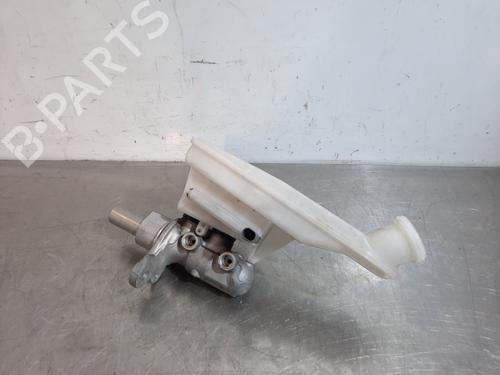 Used Brake master cylinder MERCEDES-BENZ CLA Coupe (C117) CLA 200 (117.343) (156 hp) 15036536