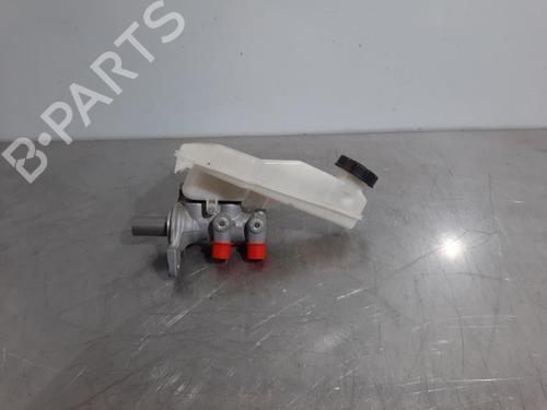 Used Brake master cylinder DS DS 3 / DS 3 CROSSBACK (UR_, UC_, UJ_) 1.2 PureTech 130 (URHNSS) (131 hp) 23578634
