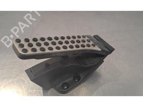 Pedal MERCEDES-BENZ GLE (V167) GLE 400 d 4-matic (167.123) (330 hp) 33165540