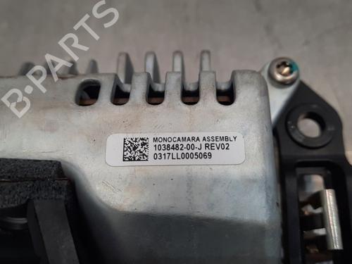 Camera TESLA MODEL S (5YJS) 70D AWD | BP17562918E14 