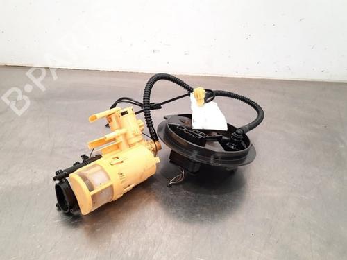 Used Fuel pump MERCEDES-BENZ C-CLASS (W205) C 220 BlueTEC / d (205.002, 205.004) (170 hp) 15041056