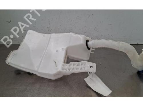 Used Windscreen washer tank Windscreen washer tank 38192590 38192590