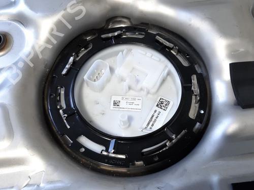 Used Fuel pump BMW 3 (G20, G80, G28) 320 i xDrive (184 hp) 15788692