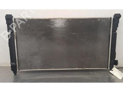 Used Water radiator Water radiator TOYOTA COROLLA Estate (_E21_) 1.8 Hybrid (ZWE211W) (122 hp) 34385919 34385919