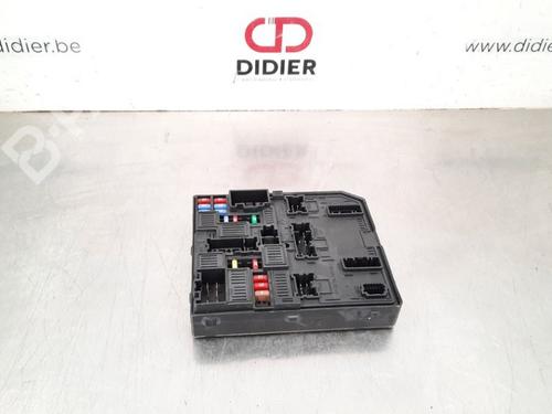 fuse-box-nissan-tiida-hatchback-c12-16-284b75na0a-521502f09-2010-10897503 main image
