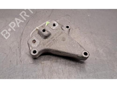 Support de boîte de vitesse VW GOLF VIII (CD1, DA1) 1.5 TSI (131 hp) 29379316