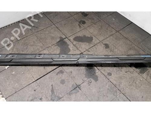 Lastra laterale destra DACIA JOGGER (RK_) 1.0 TCe 110 (RKMD) (110 hp) 31698669