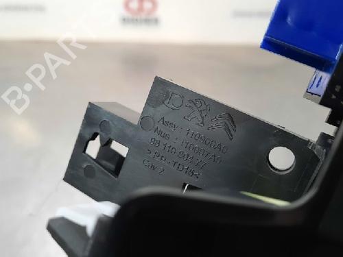 Card reader PEUGEOT 3008 II SUV (MC_, MR_, MJ_, M4_) 1.6 BlueHDi 115 (MCBHXW, MCBHYB) | BP10889708E4 