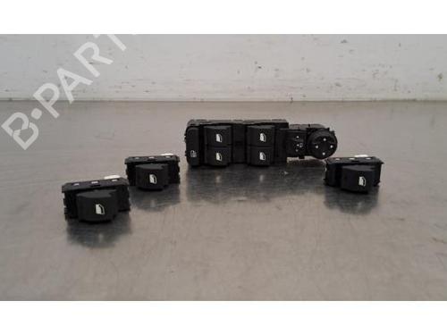 Used Switch PEUGEOT 308 SW III (FC_, FJ_, FR_, F4_, FN_) PureTech 130 (FRHNSL, FRHNST) (131 hp) 29881738