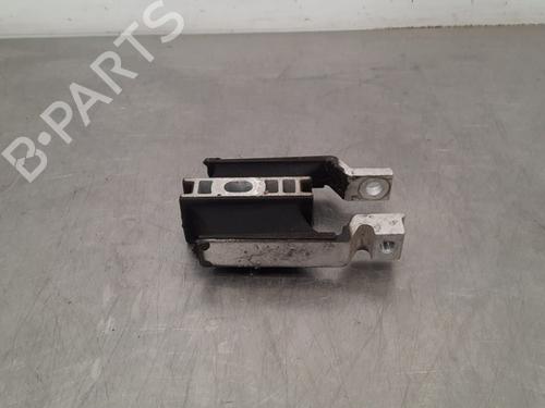 Used Engine mount VOLVO V90 II Estate (235) D3 (150 hp) 19632530