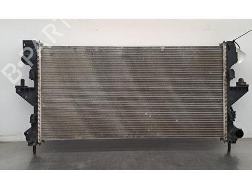 Used Water radiator OPEL MOVANO C Van (U9) 2.2 D (165 hp) 28086218