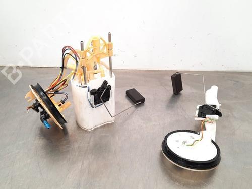 Used Fuel pump AUDI Q3 (8UB, 8UG) 2.0 TDI quattro (184 hp) 17113538