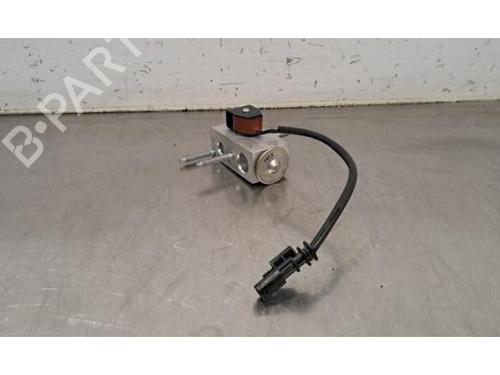 Used Electronic sensor PEUGEOT 208 II (UB_, UP_, UW_, UJ_) e-208 (136 hp) 29879618